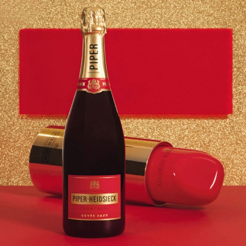 Piper-Heidsieck Brut in Lipstick koeler 75CL